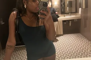 Sexy Petite Ebony💦Charming n Delicious Pussy😋 ✅Content Sell✅ - Image 2