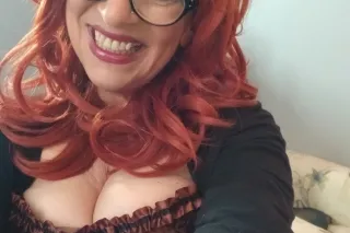 brand new mattress...cranked up AC...cum by and play.... - Image 5