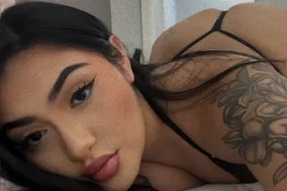 latina come see me baby👅 - Image 3