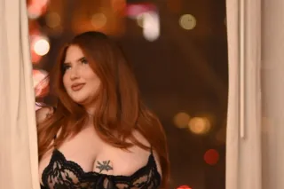 THICK REDHEAD💋💦😩 - Image 8