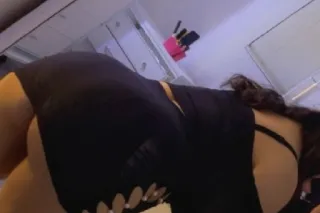 thick curvy latina available 24/7 💦 - Image 4