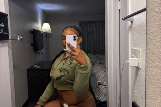 NEW TO TOWN CUM MAKE YOUR WISH CUM TRUE💗 - Image 1