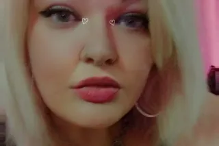 Daytime Escape with Pinkie - Image 1