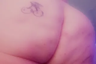 HAPPY ST PATRICK'S DAY WANNA FIND WHATS AT THE END OF MY RAINBOW HAHA BETTER THAN.GOLD... no deposit independent and ready to fuck - Image 4