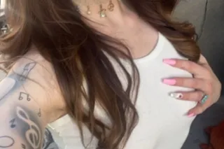 Yng•Petite•AllNATURAL•RedHead🍒📍E MESA LOCATED🩷OC📤CD🚗ONLY📢NO HOST🚫📲CALL NOW 2 Book Me❇NO Deposits❎YES I DO XTRAS✅GET ME WHILE U CAN!⏰ - Image 2